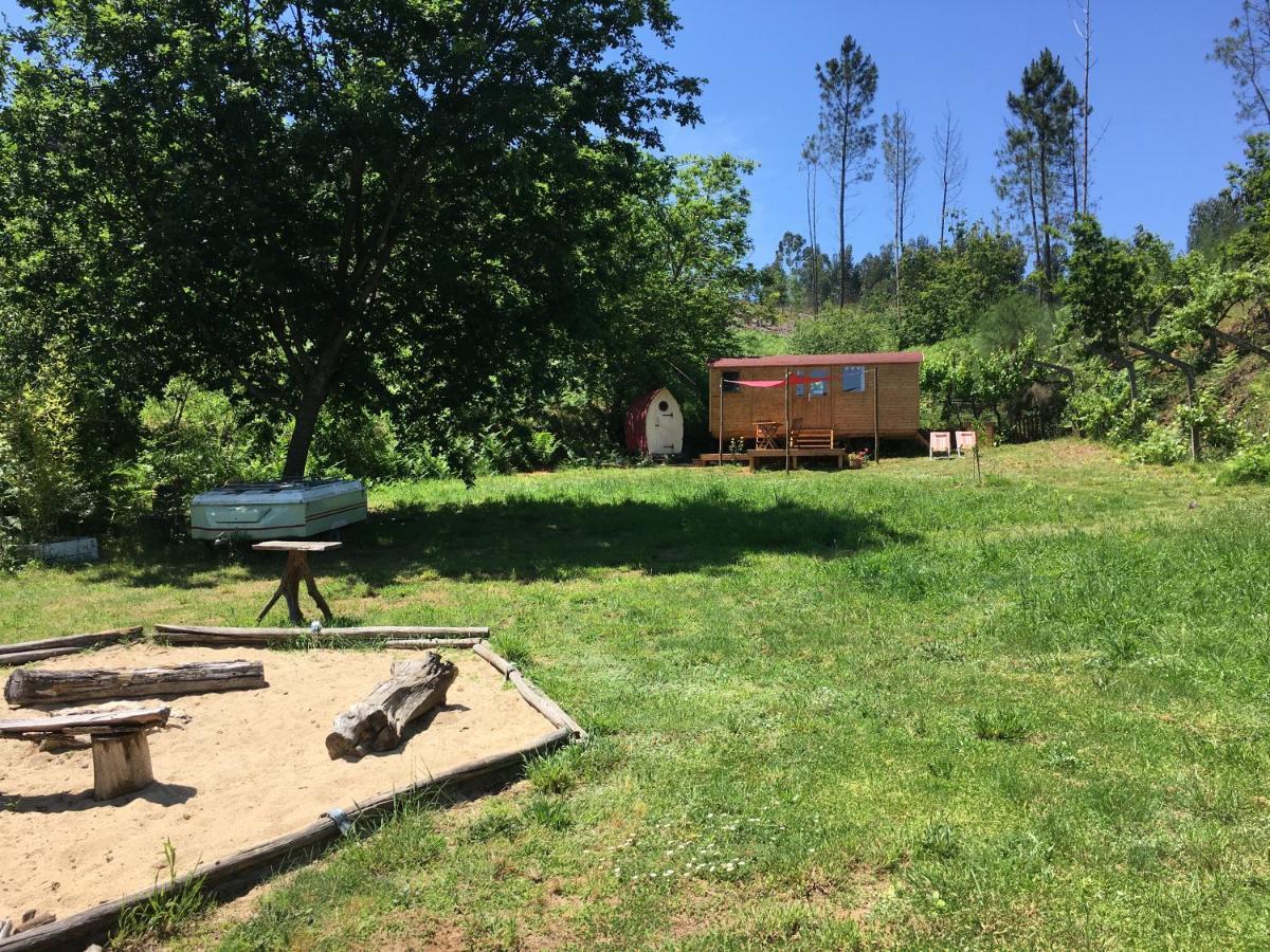 Rosa The Cosy Cabin - Gypsy Wagon - Shepherds Hut, River Views Off-Grid Eco Living Педроган-Гранде Екстер'єр фото